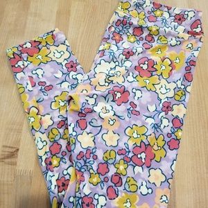 Lularoe TC Disney Leggings